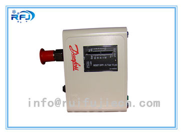 Beli Bagian Kompresor Refrigerasi Seri KP1 Kontrol tekanan rendah, kisaran 8-32 bar online manufacture
